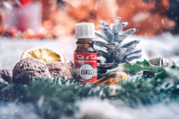 Vianoce prírodný esenciálny olej
